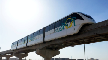 مونوريل شرق النيل يخدم نصف مليون راكب يومياً ويقدم مزايا جديدة